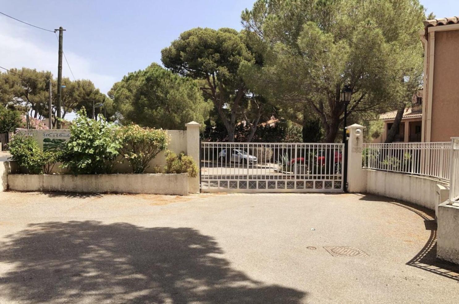 Appartement 60M2 - 2 Chambres A Une Minute Des Plages, Parking Prive Sausset-les-Pins Exterior foto